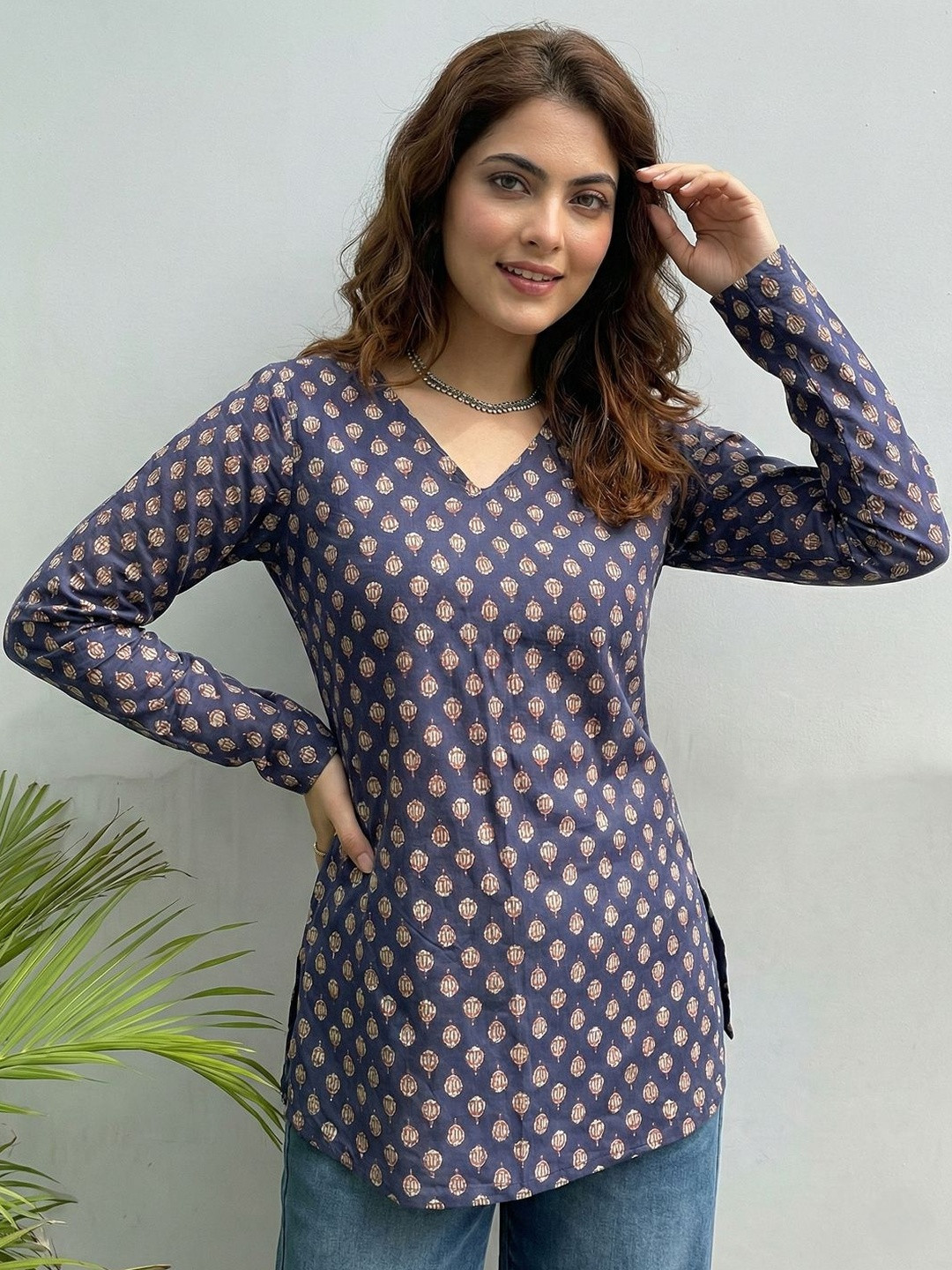 Anouk Ethnic Motifs Printed V-Neck Pure Cotton Kurti