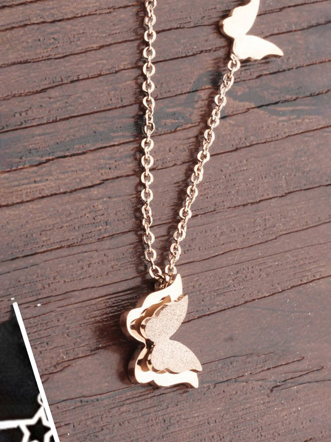 DressBerry Rose Gold-Plated Butterfly Necklace Pendant