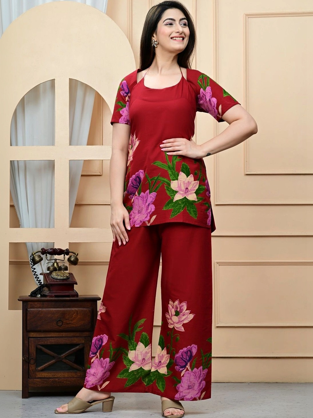 BHAGYESH FASHION Women Floral Printed Regular Pure Cotton Top with Palazzos