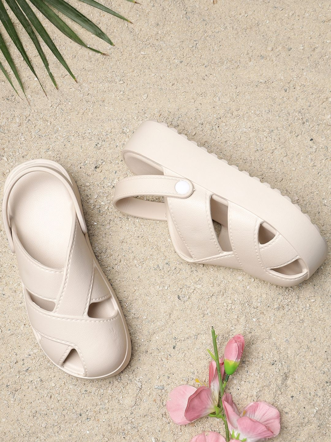 HRX by Hrithik Roshan Women Clogs