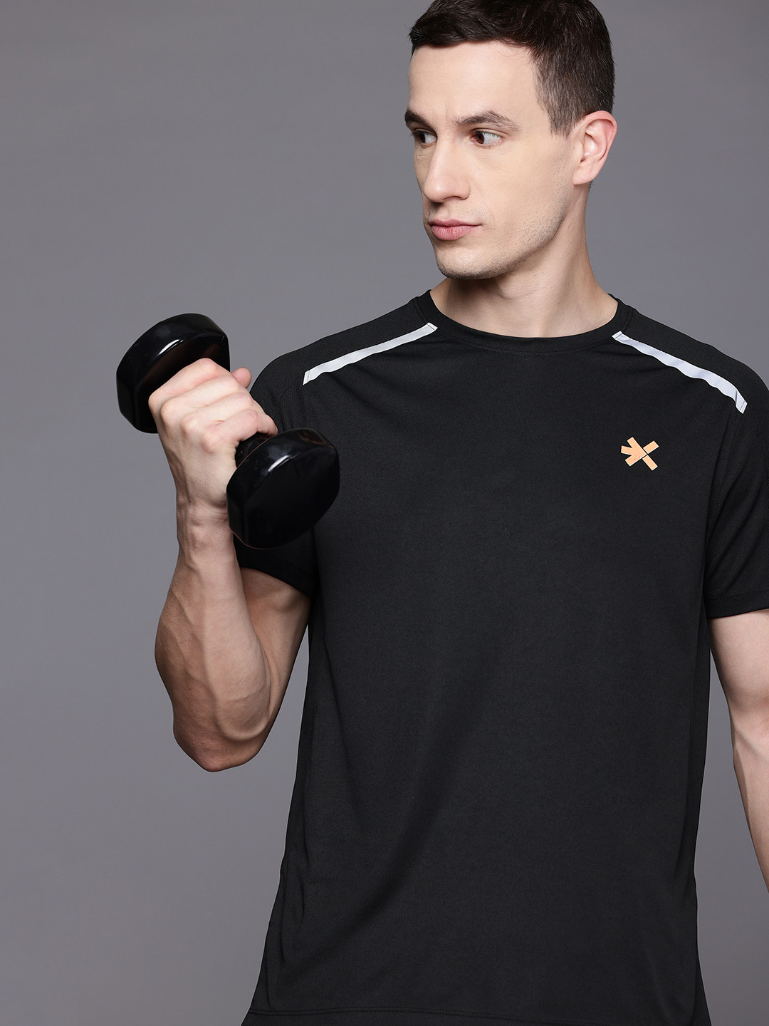 HRX by Hrithik Roshan Rapid-Dry Solid Training T-shirt with Reflective Detail