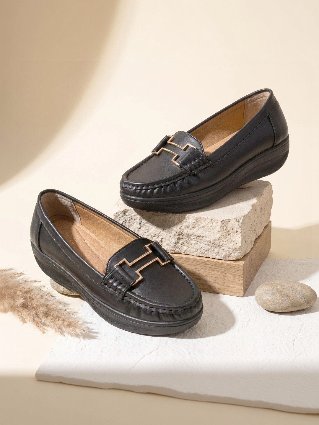 MEGANCE Women Loafers