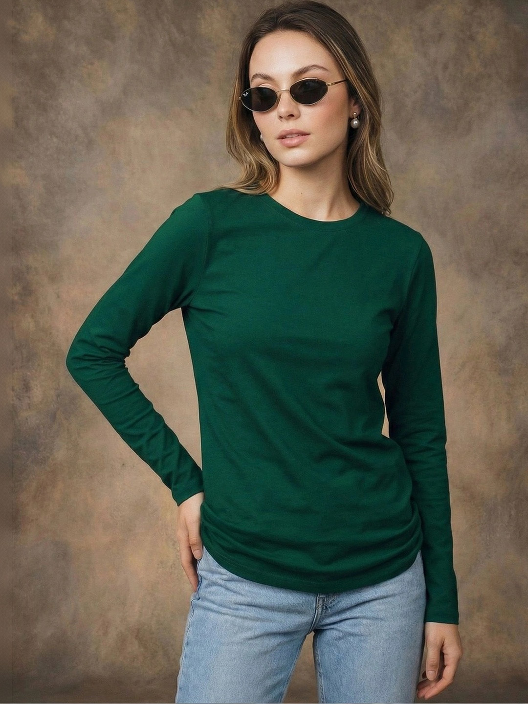 JUNEBERRY Women Green Solid Round Neck Regular Fit Pure Cotton Full Sleeve T-shirt