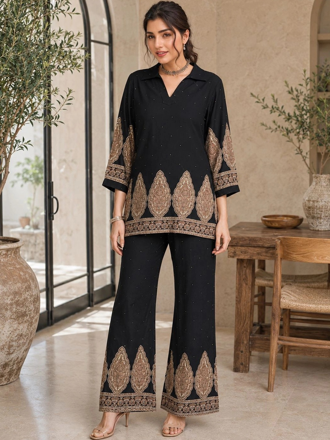 Manqsh by Claura Floral Printed Tunic with Palazzos