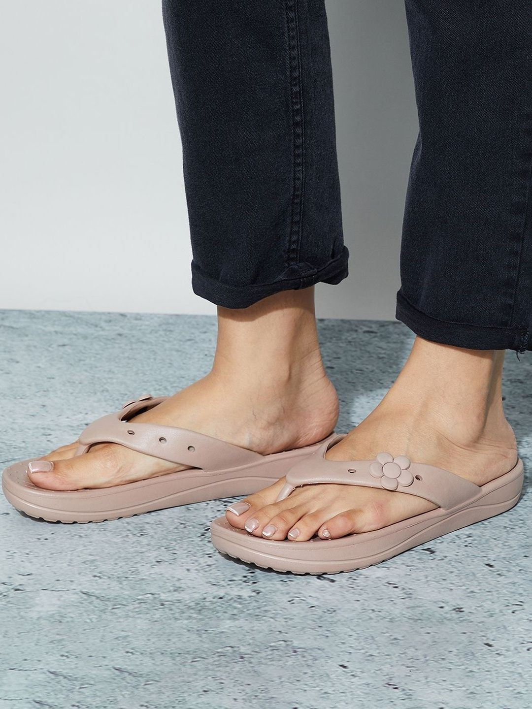 Ginger by Lifestyle Women Embellished Thong Flip-Flops