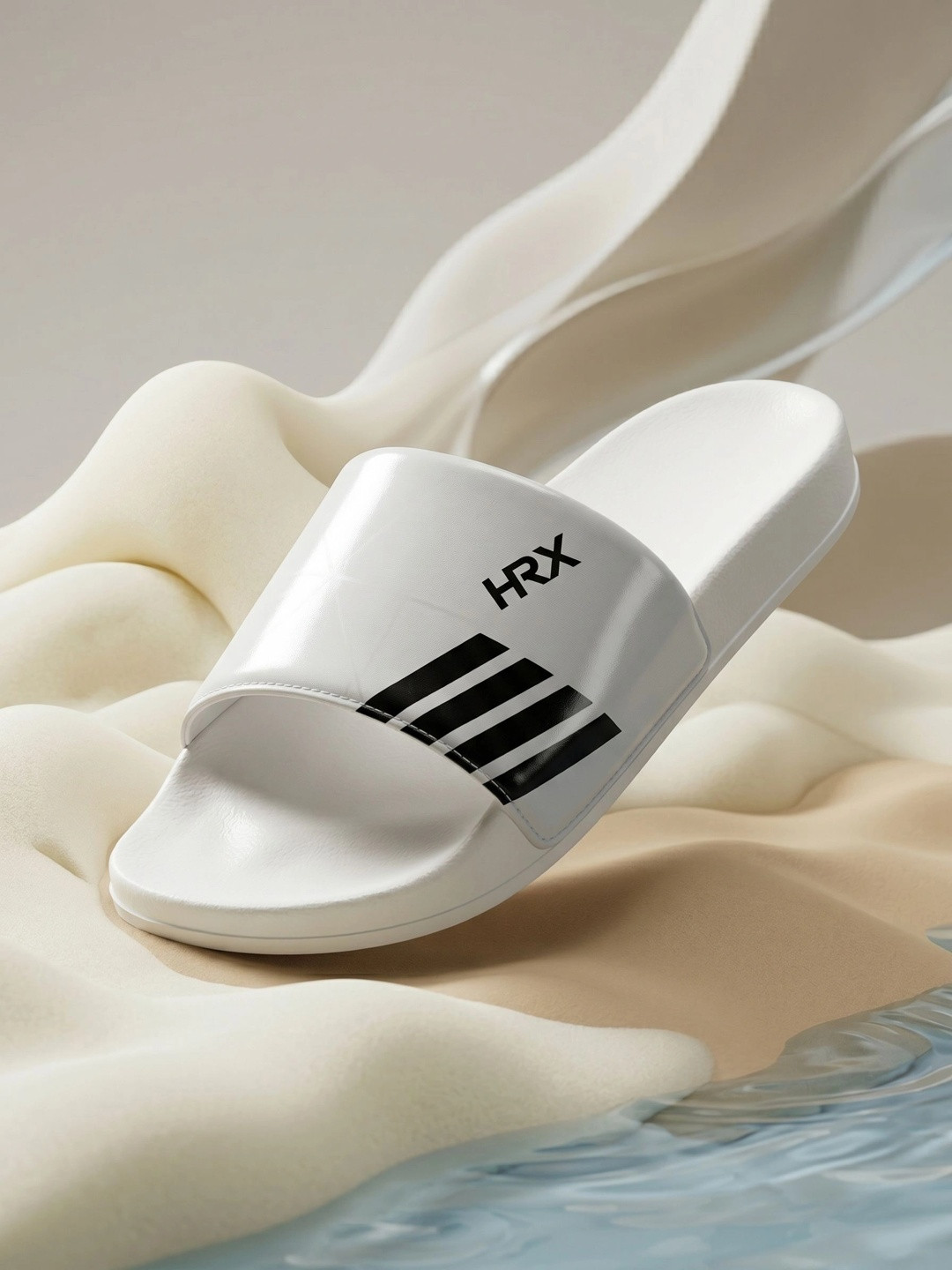 HRX by Hrithik Roshan Men White & Black Printed Sliders