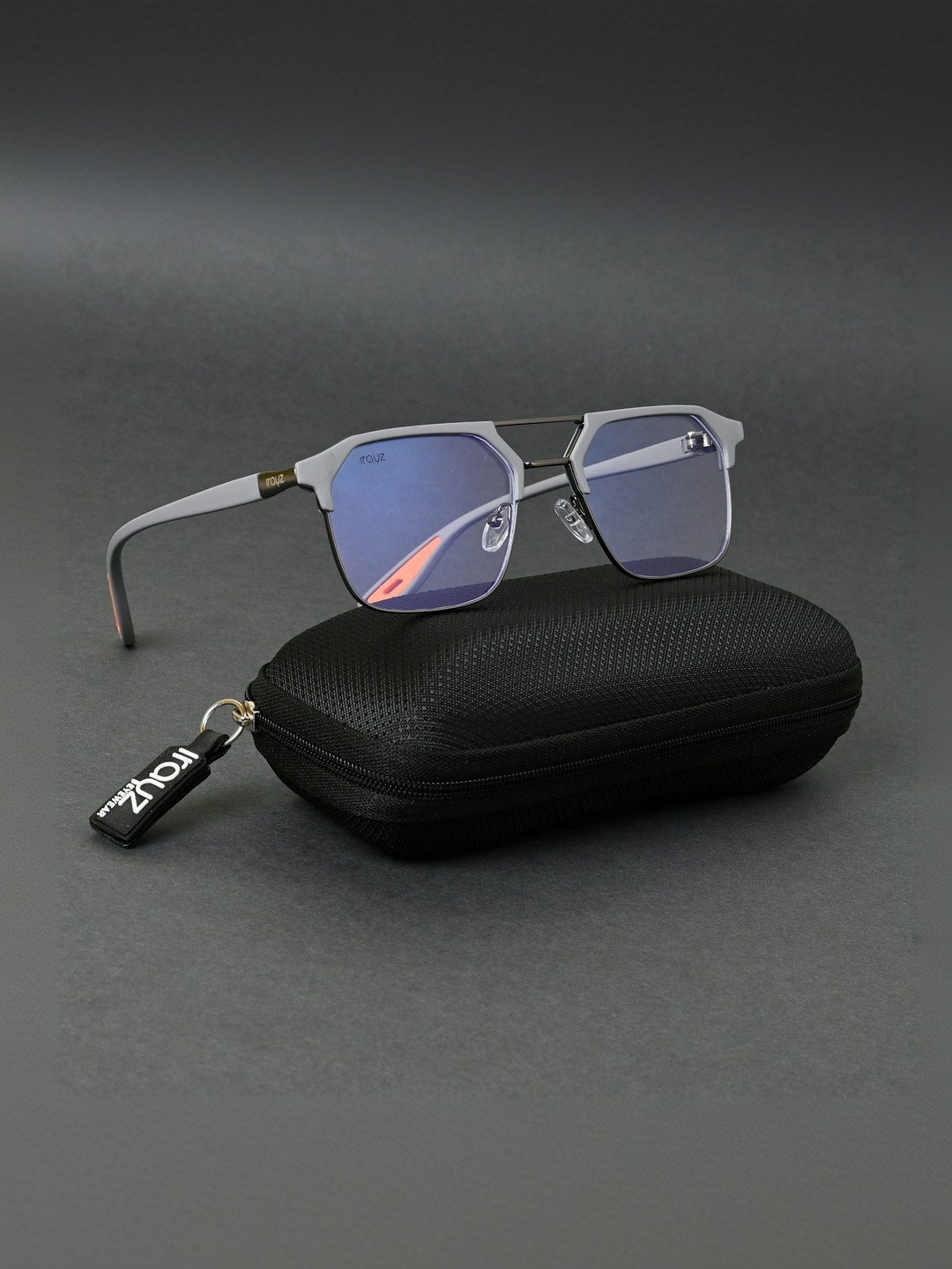 Irayz Unisex Blue Lens & Silver-Toned Square Sunglasses with