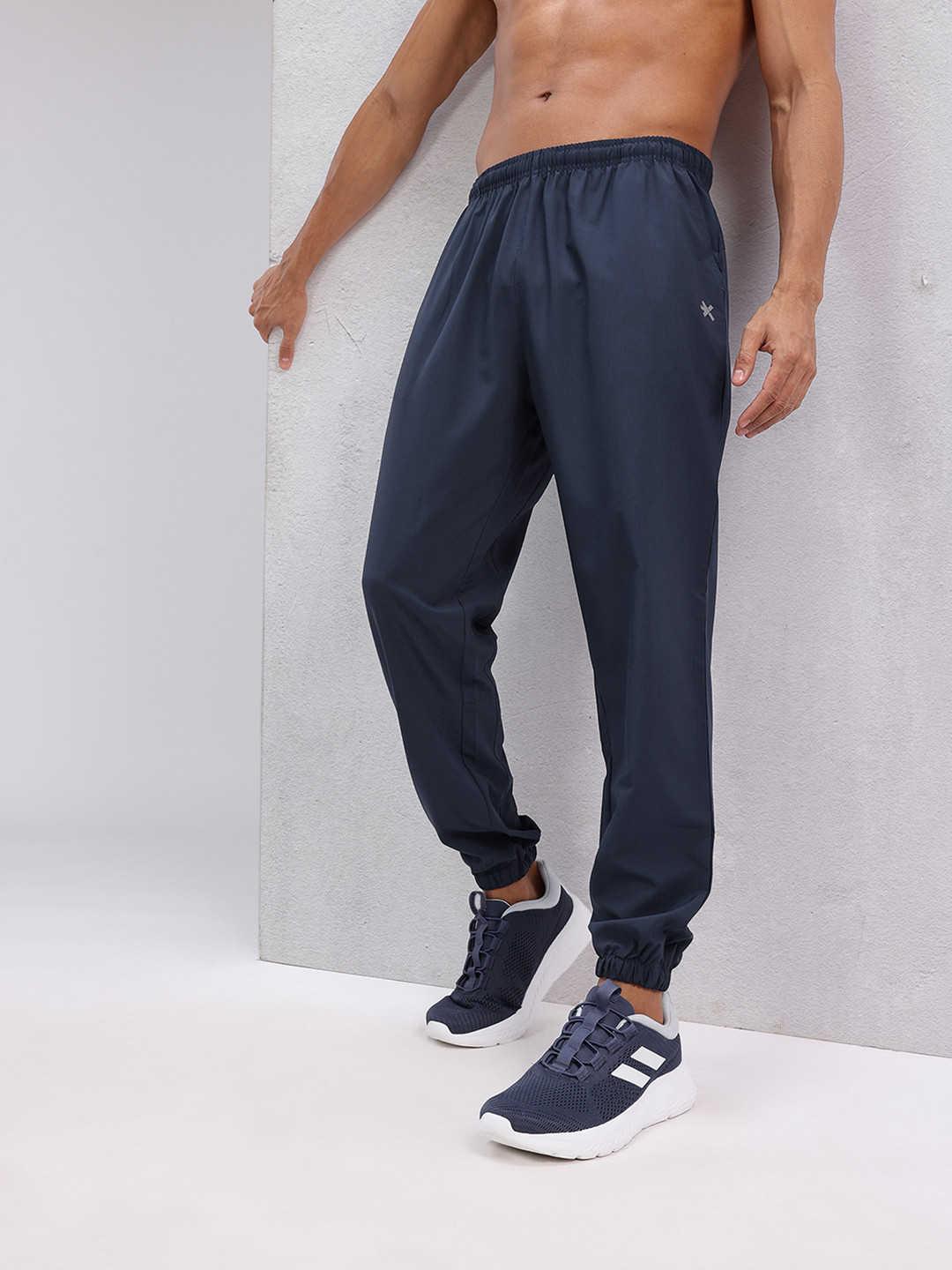 HRX by Hrithik Roshan Men Mid-Rise Rapid-Dry Running Joggers