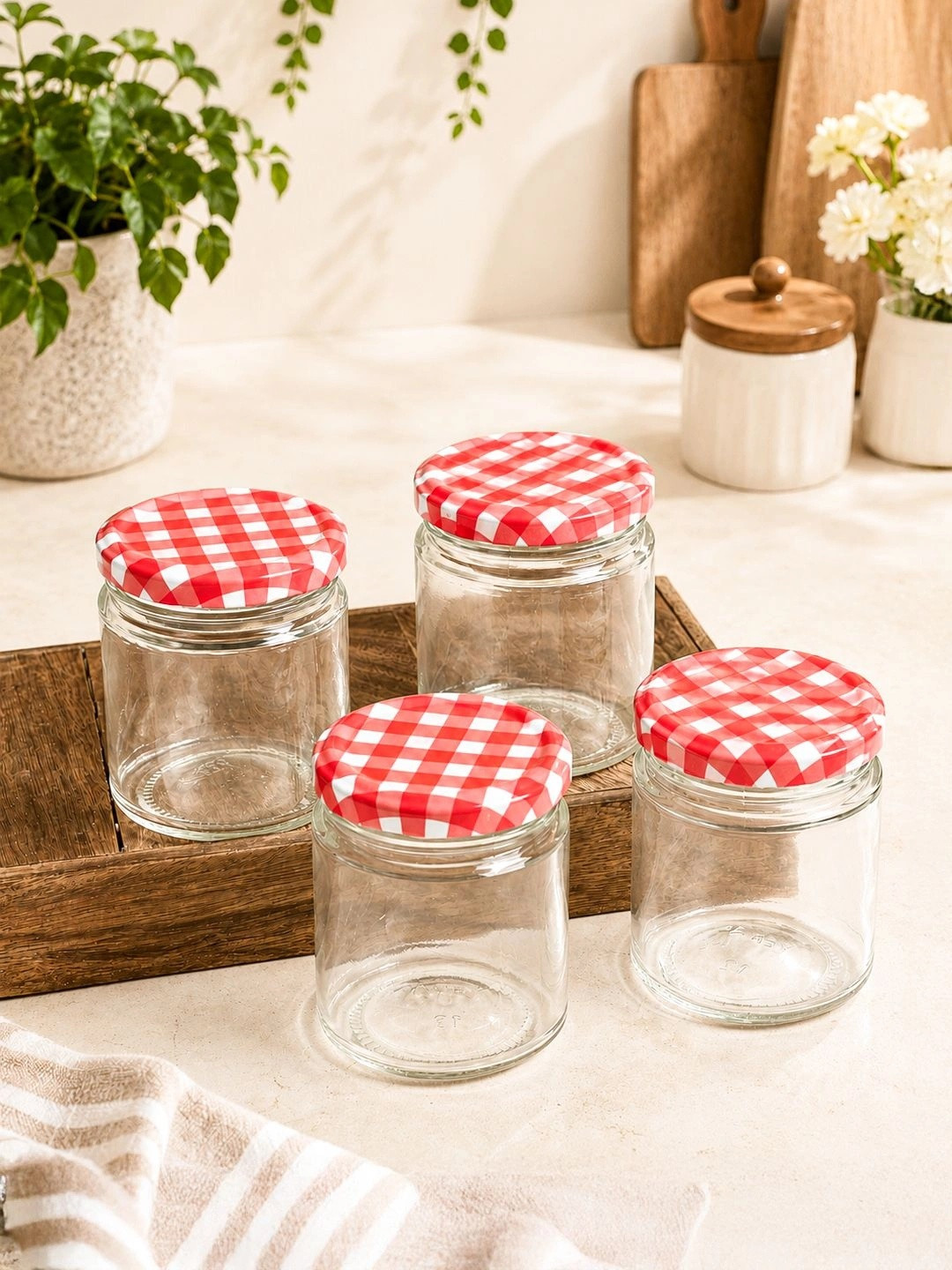 MARKET99 Transparent Set of 4 Glass Jars with Red Metal Lid 200 ML Each