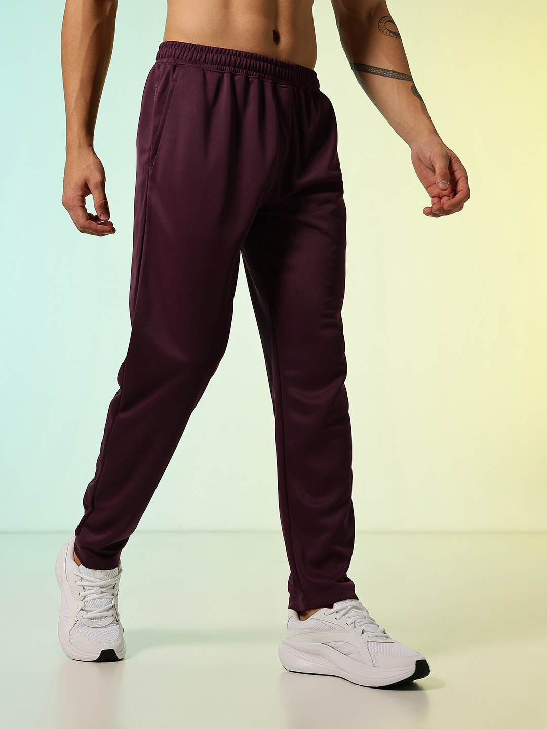 HRX by Hrithik Roshan Men Regular Fit Rapid-Dry Running Track Pants
