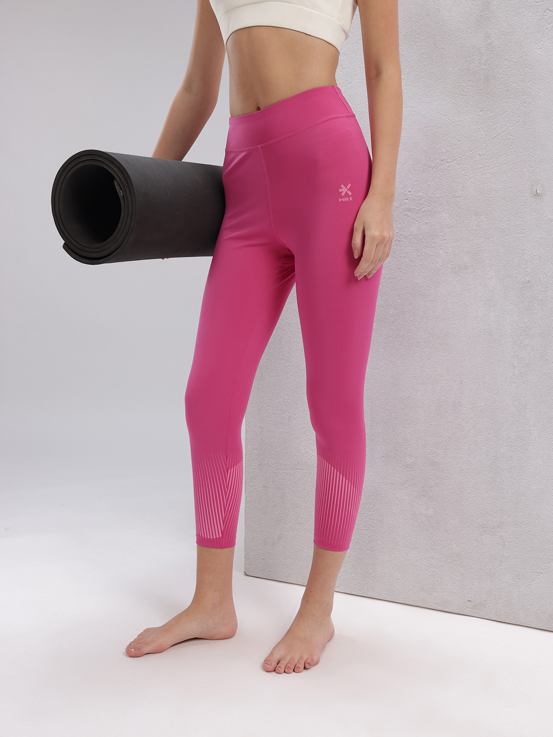 HRX by Hrithik Roshan Women Mid-Rise Striped Detail Rapid-Dry Yoga Tights