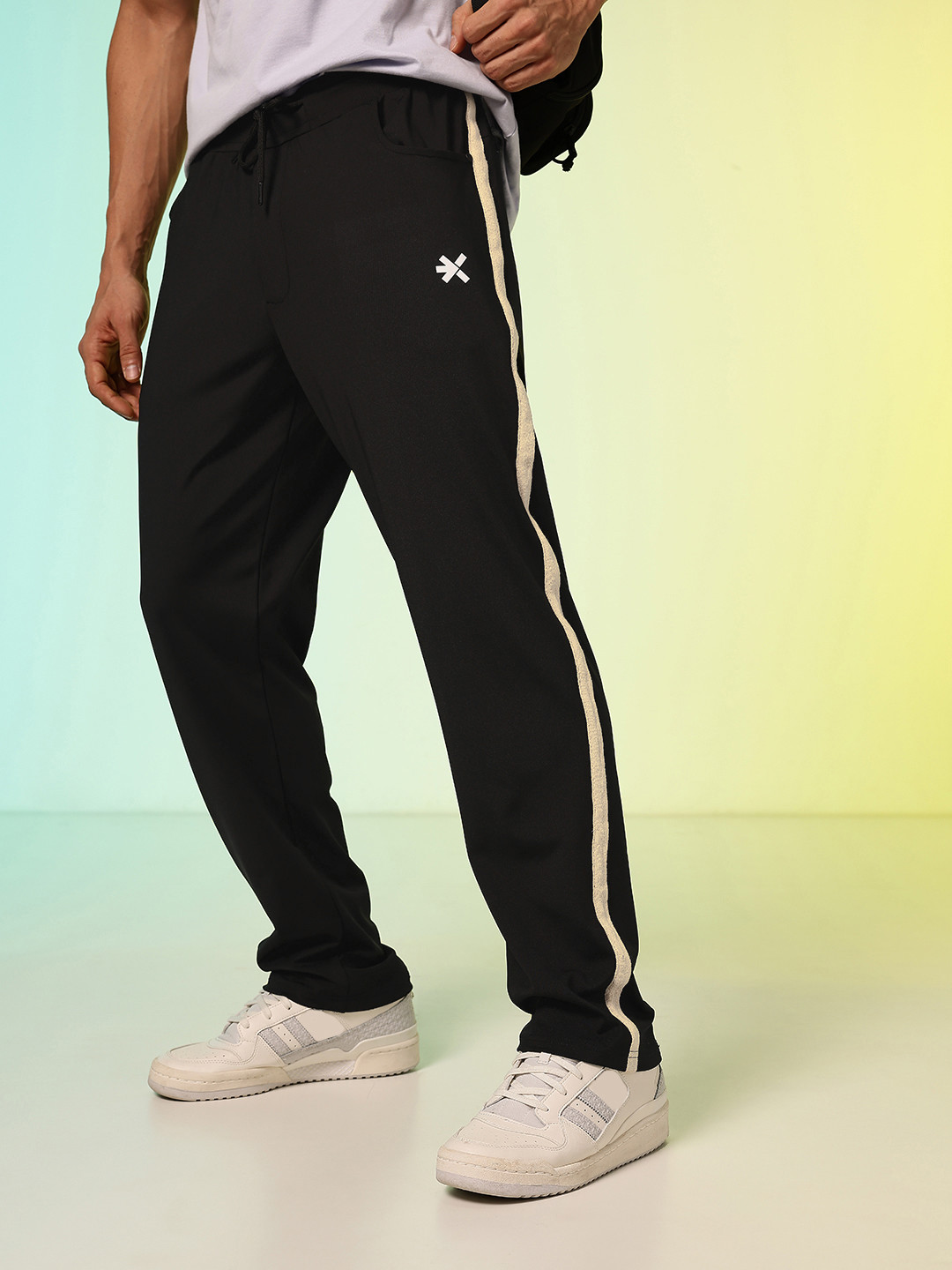 HRX by Hrithik Roshan Men Relaxed Fit Trackpant