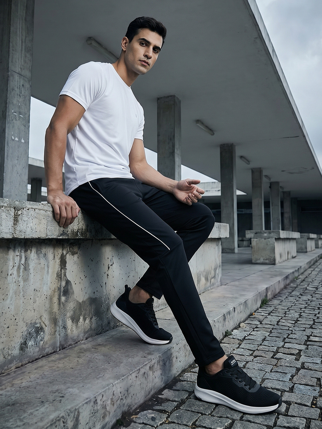 HRX by Hrithik Roshan Men Casual Track Pants