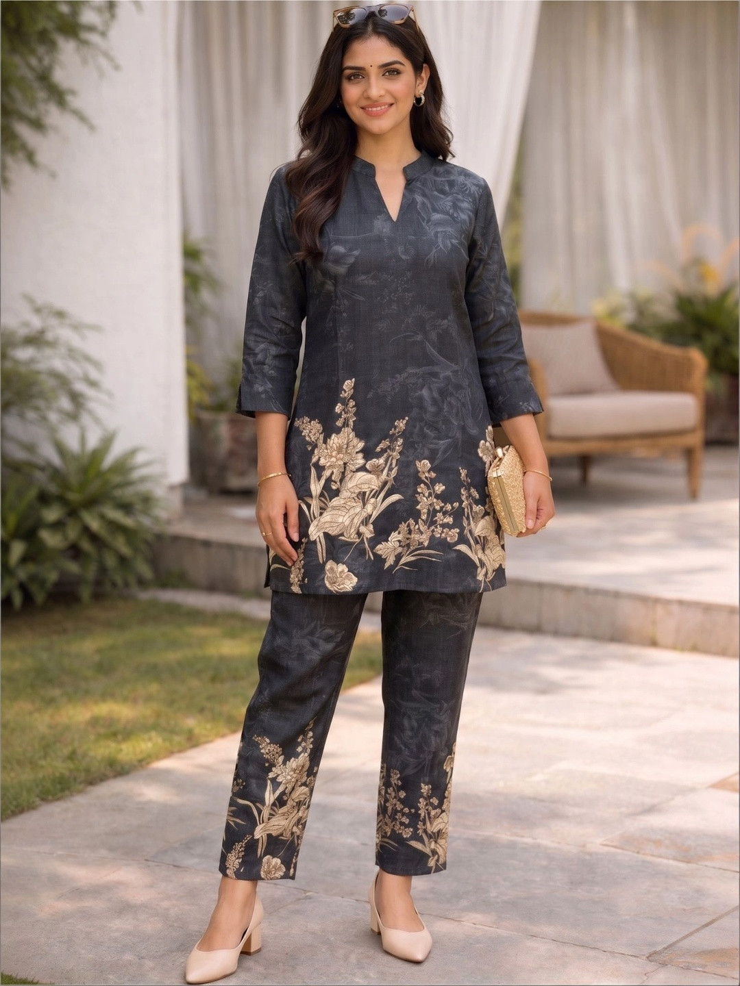 ULTRAVOGUE Floral Printed Tunic with Trousers