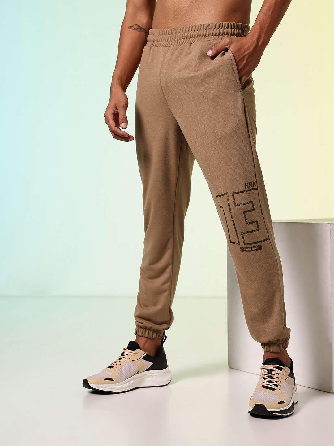 HRX by Hrithik Roshan Men Retro Printed Training Joggers