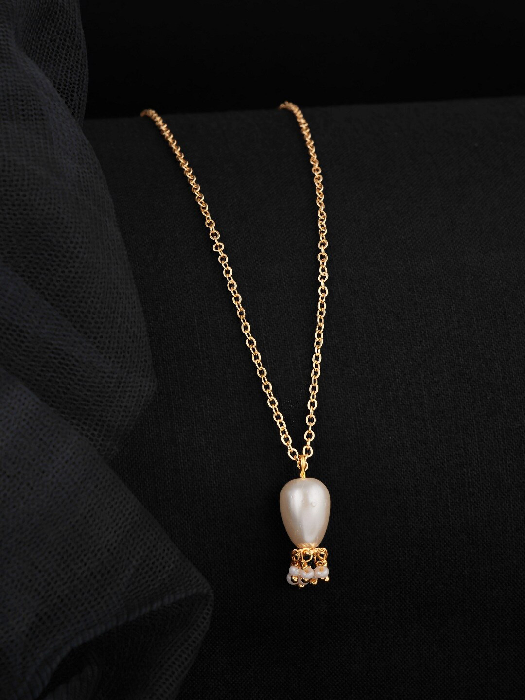 DressBerry Gold Toned Gold Plated Chain