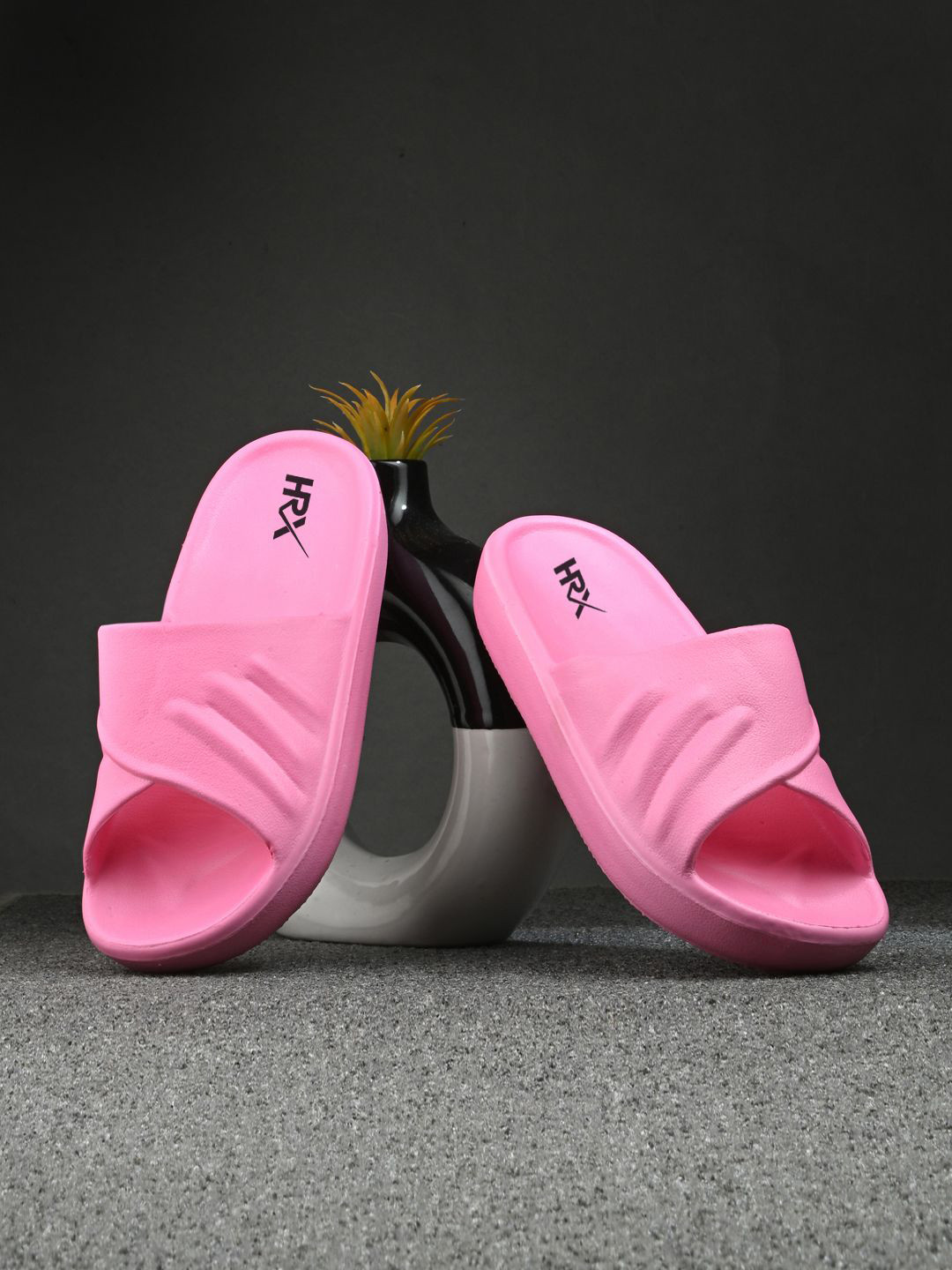 HRX by Hrithik Roshan Textured Rubber Sliders