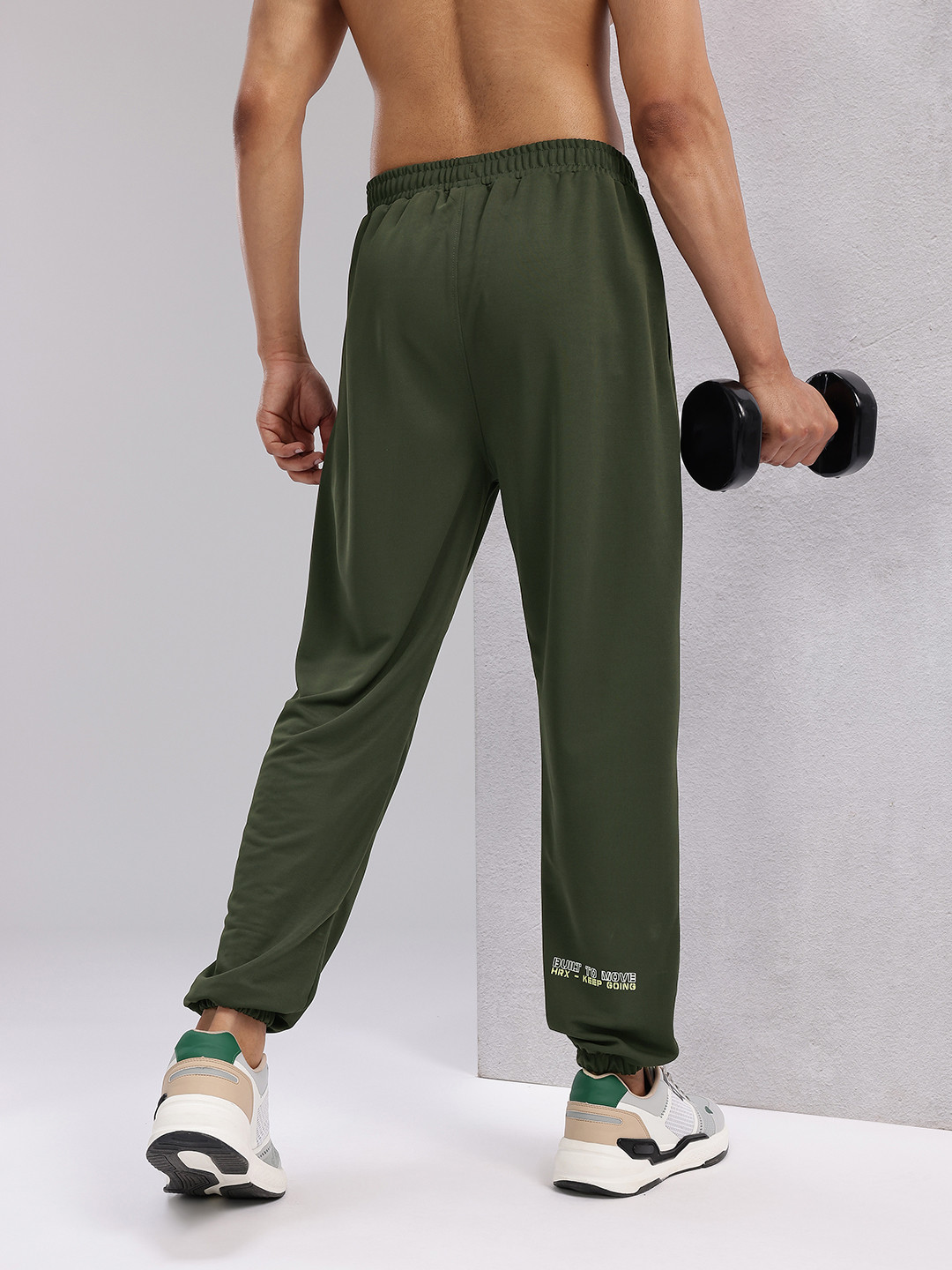 HRX by Hrithik Roshan Men Typography Print Rapid-dry Mid-Rise Regular Fit Training Joggers