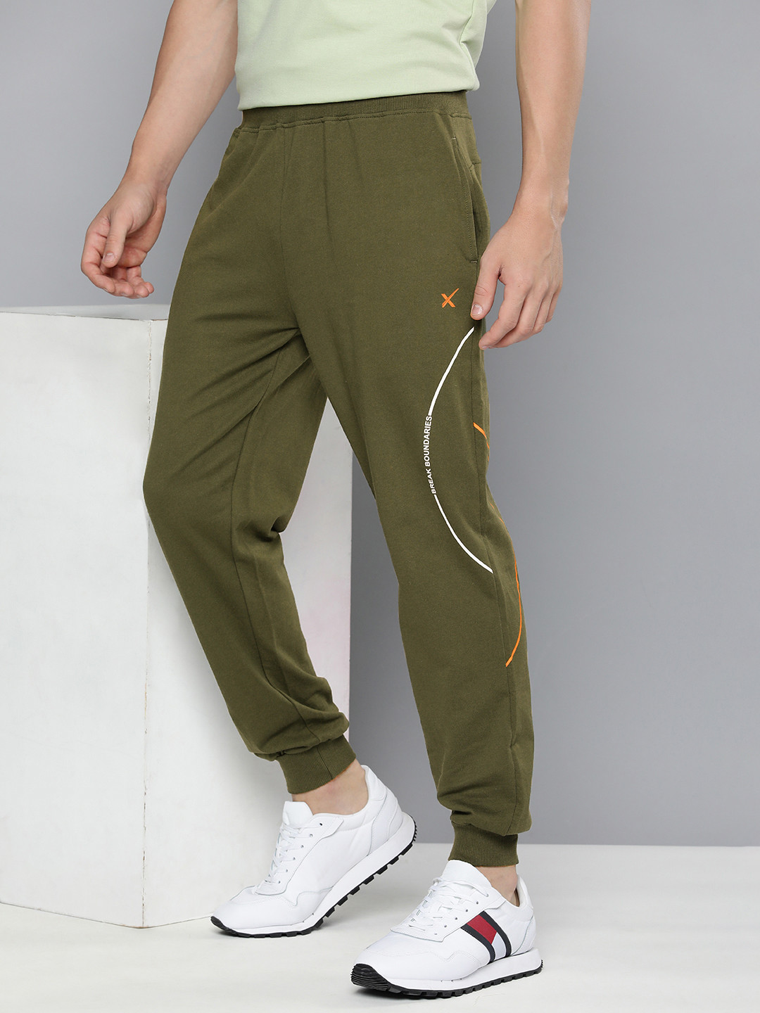 HRX by Hrithik Roshan Men Printed Regular Fit Cotton Joggers