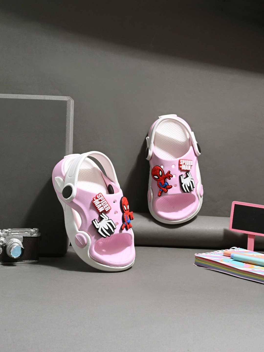 Miss & Chief Unisex Kids Clogs Sandals