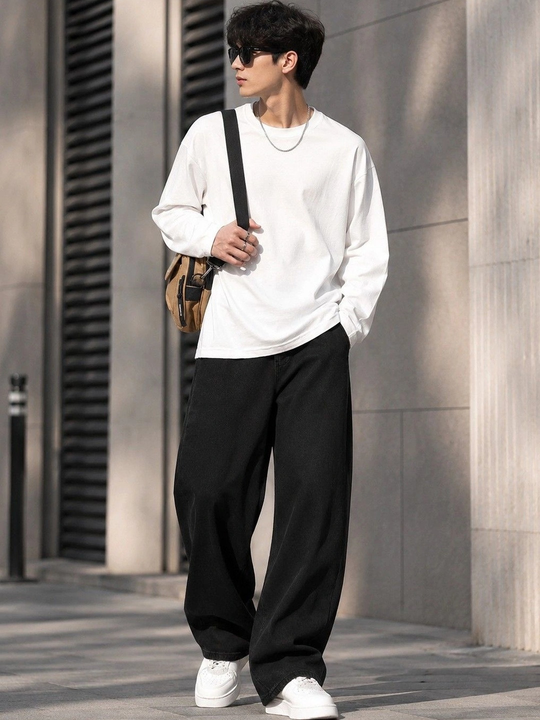 Encrypt Men Straight Fit Mid-Rise Stretchable Jeans