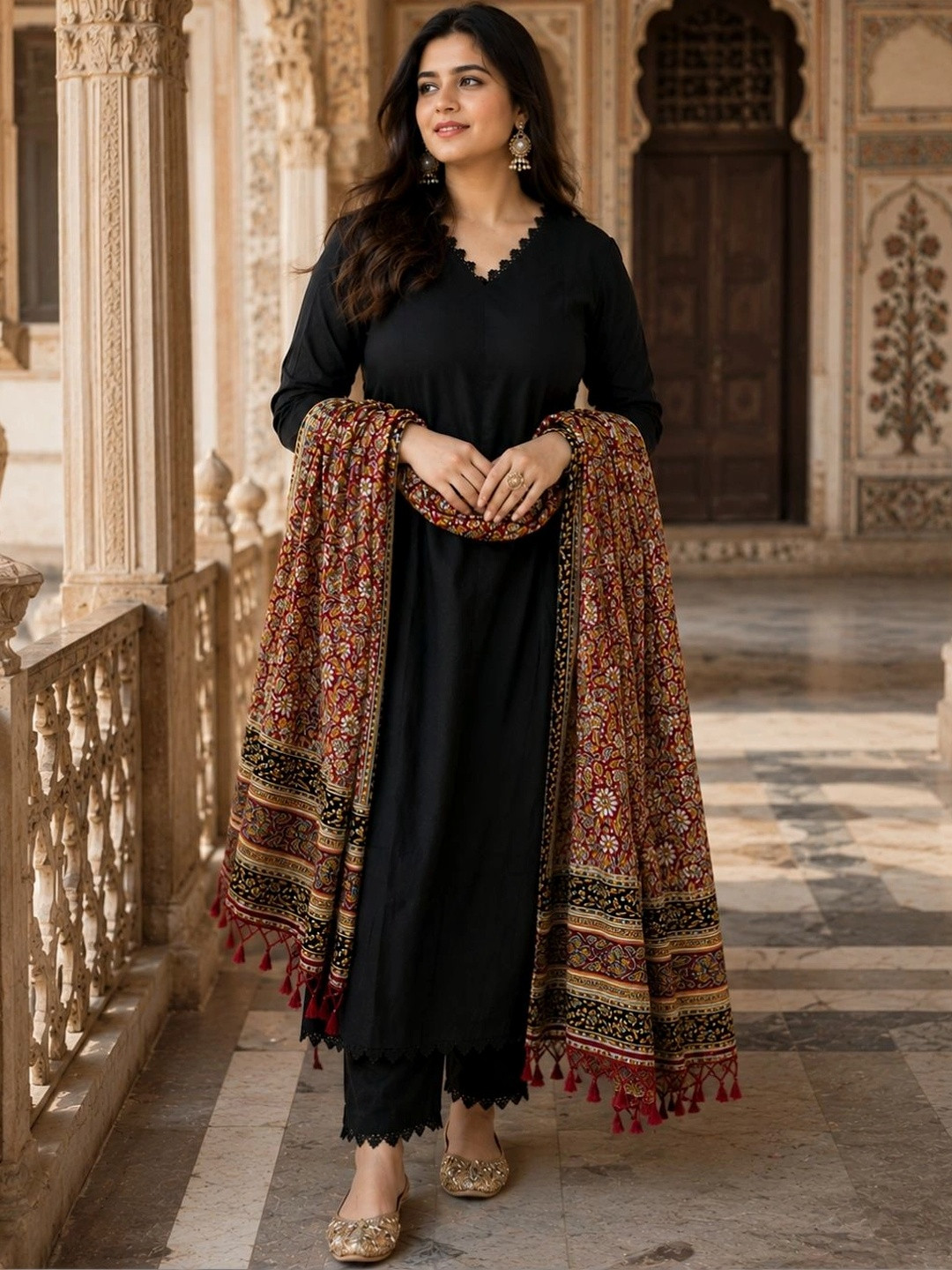 Vijaylaxmi Ethnic for Everyday Women Regular Thread Work Pure Cotton Kurta with Trousers & With Dupatta