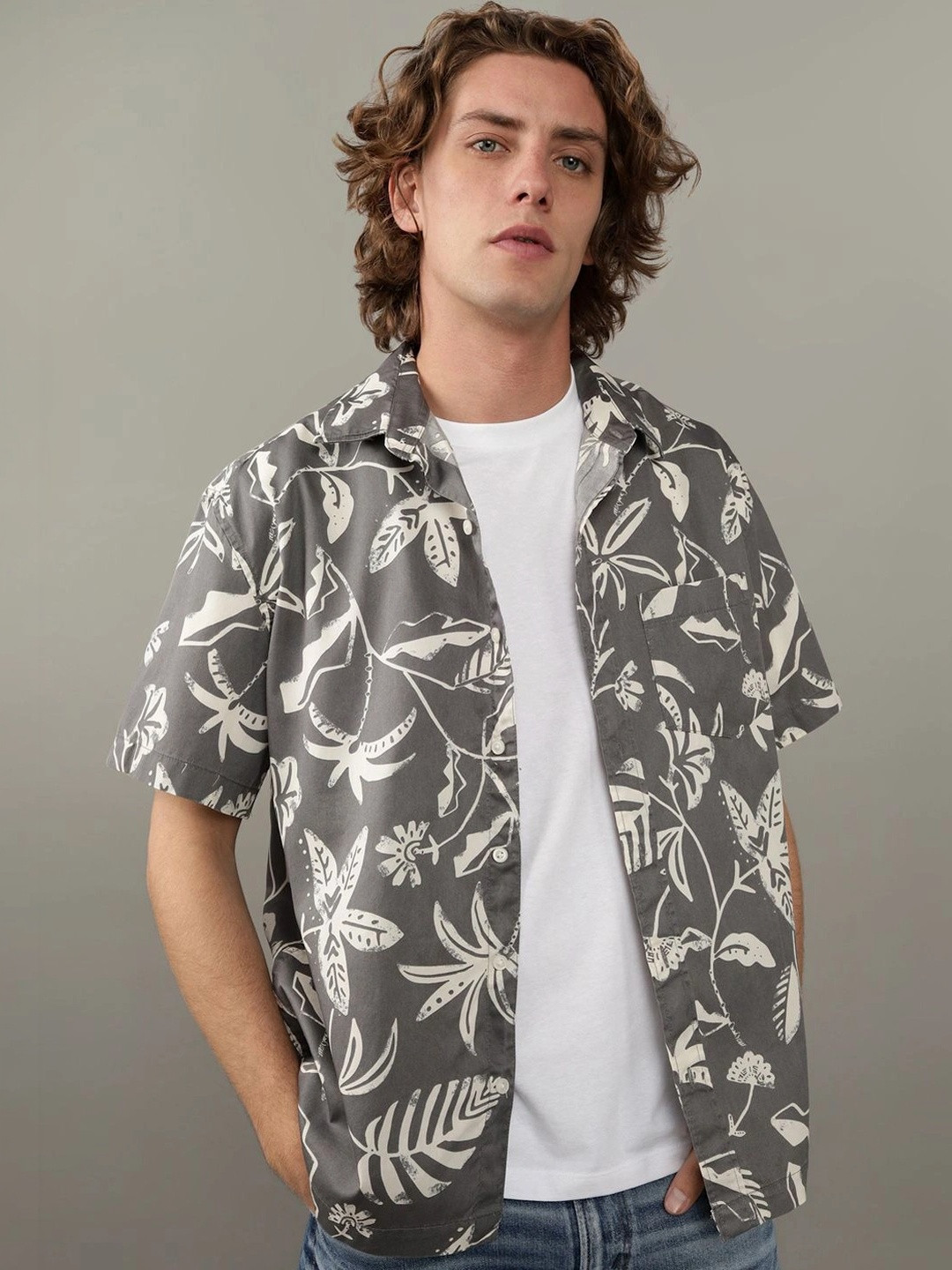 AMERICAN EAGLE OUTFITTERS Men Classic Spread Collar Floral Printed Cotton Casual Shirt