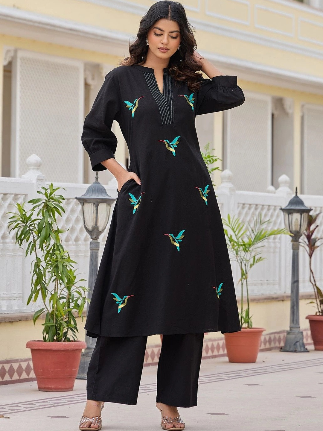 Indo Era Women Animal Embroidered Regular Thread Work Pure Cotton Kurta with Palazzos