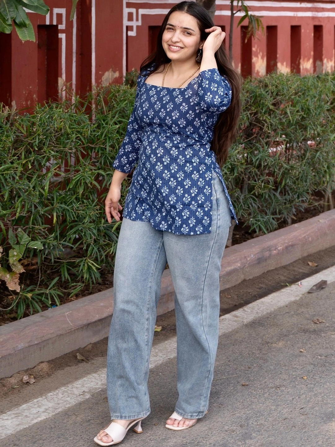 RAJAM Ethnic Motifs Printed Square Neck Kurti