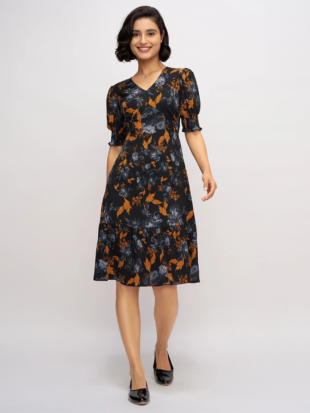 DressBerry Women Floral Printed V-Neck Fit & Flare Dress