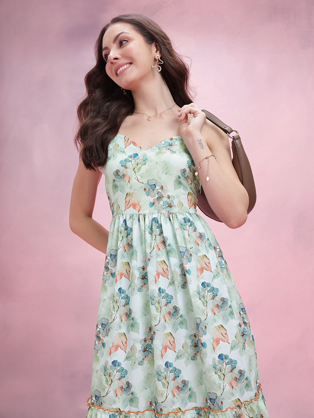 DressBerry Abstract Print Tiered Empire Maxi Dress