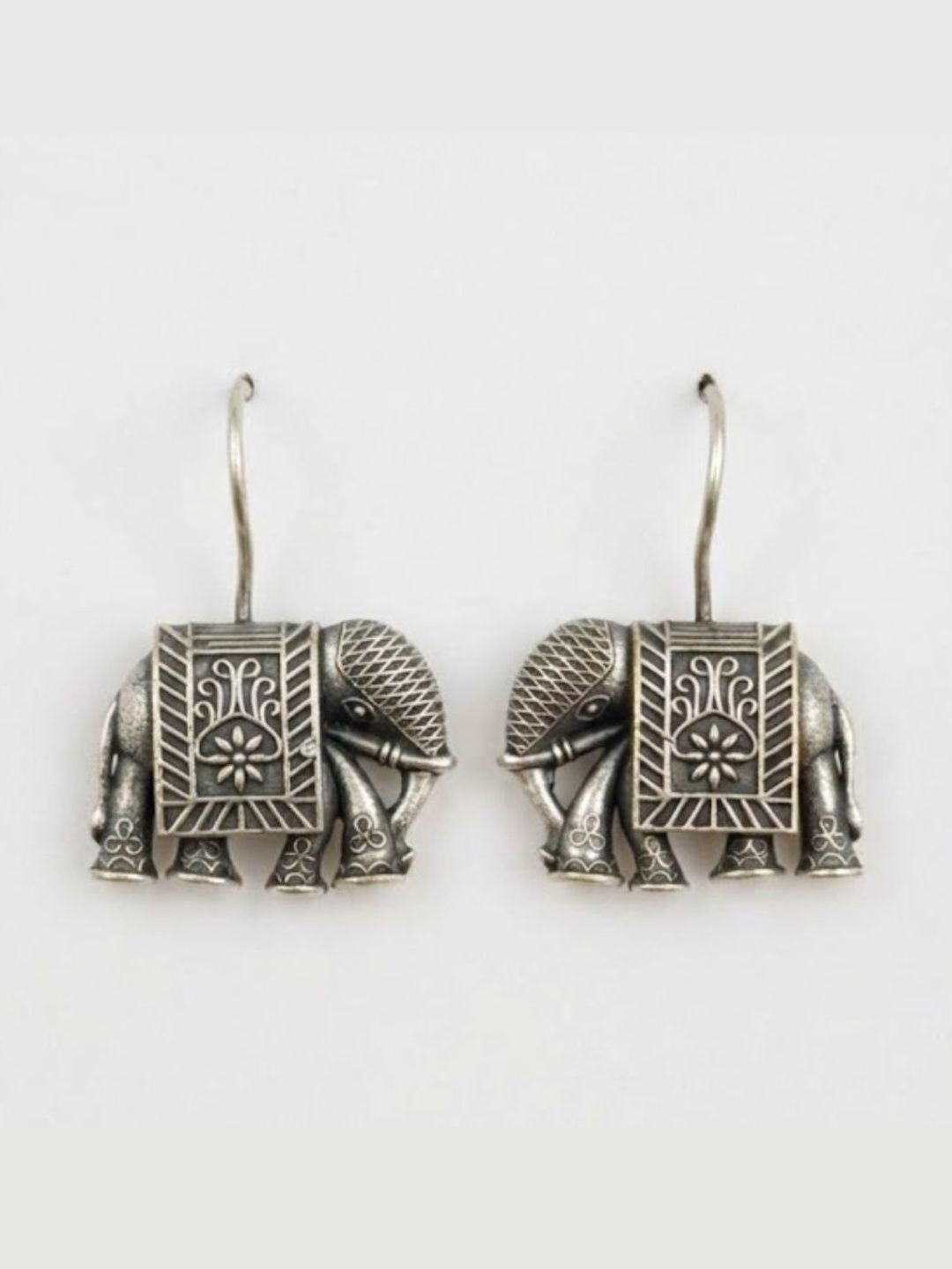 BANITHANI Animal Shaped Drop Earrings
