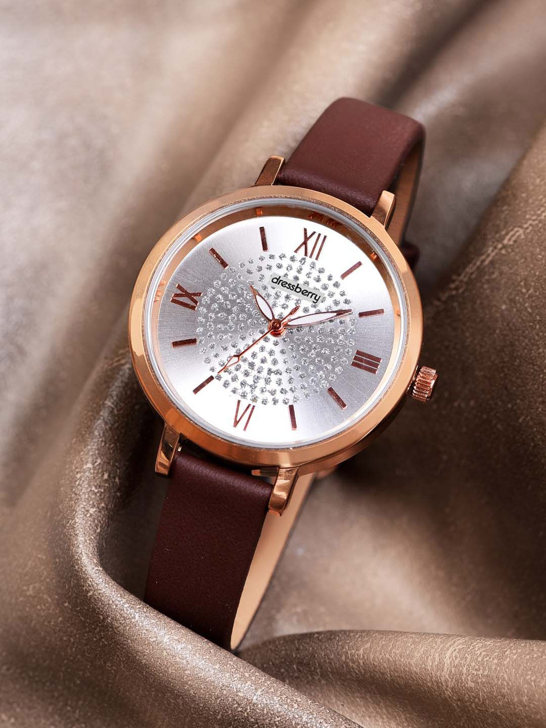 DressBerry Women Printed Dial & Leather Bracelet Style Straps Analogue Watch HOBDB-286-BR