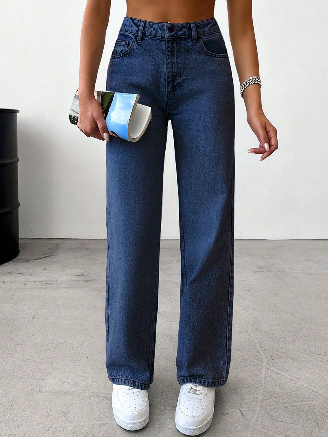 DressBerry Women Comfort Straight Fit High-Rise Stretchable Jeans