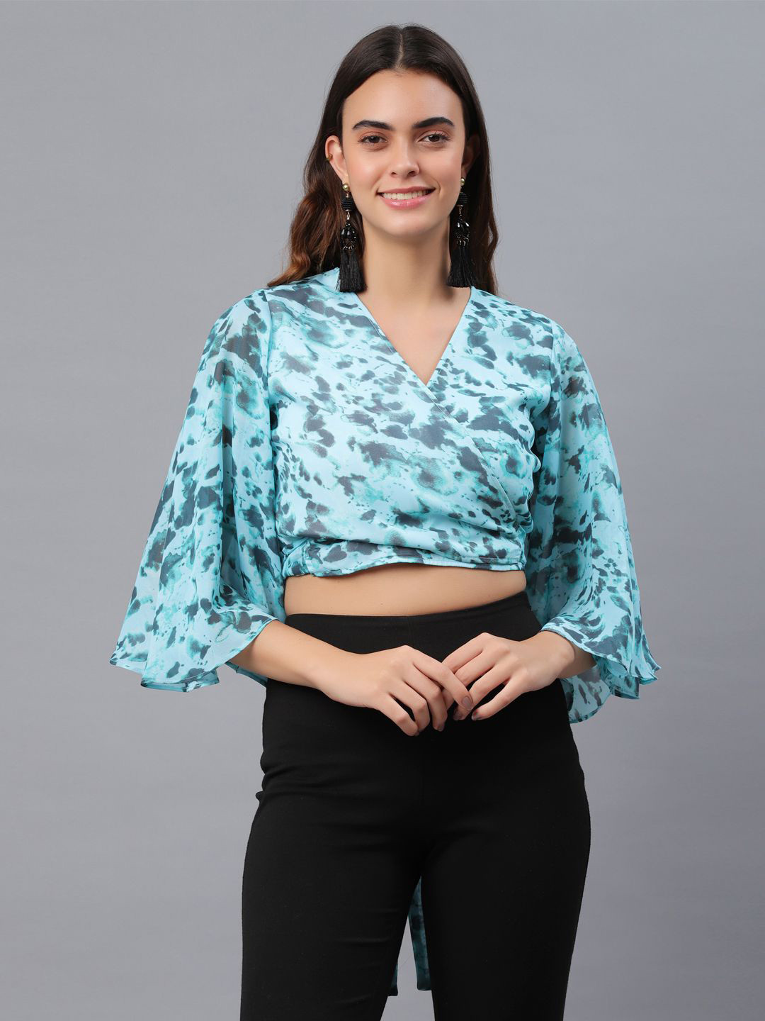 DressBerry Women Printed Bell Sleeve Chiffon Crop Top