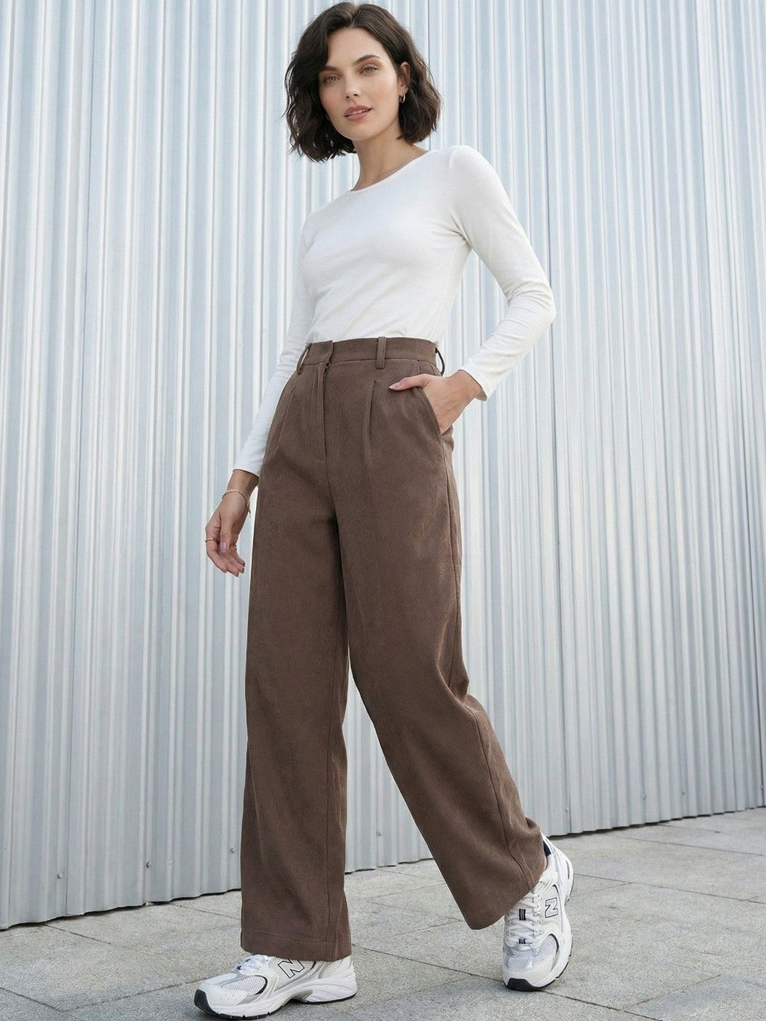 DressBerry Women Relaxed Easy Wash Pleated Trousers