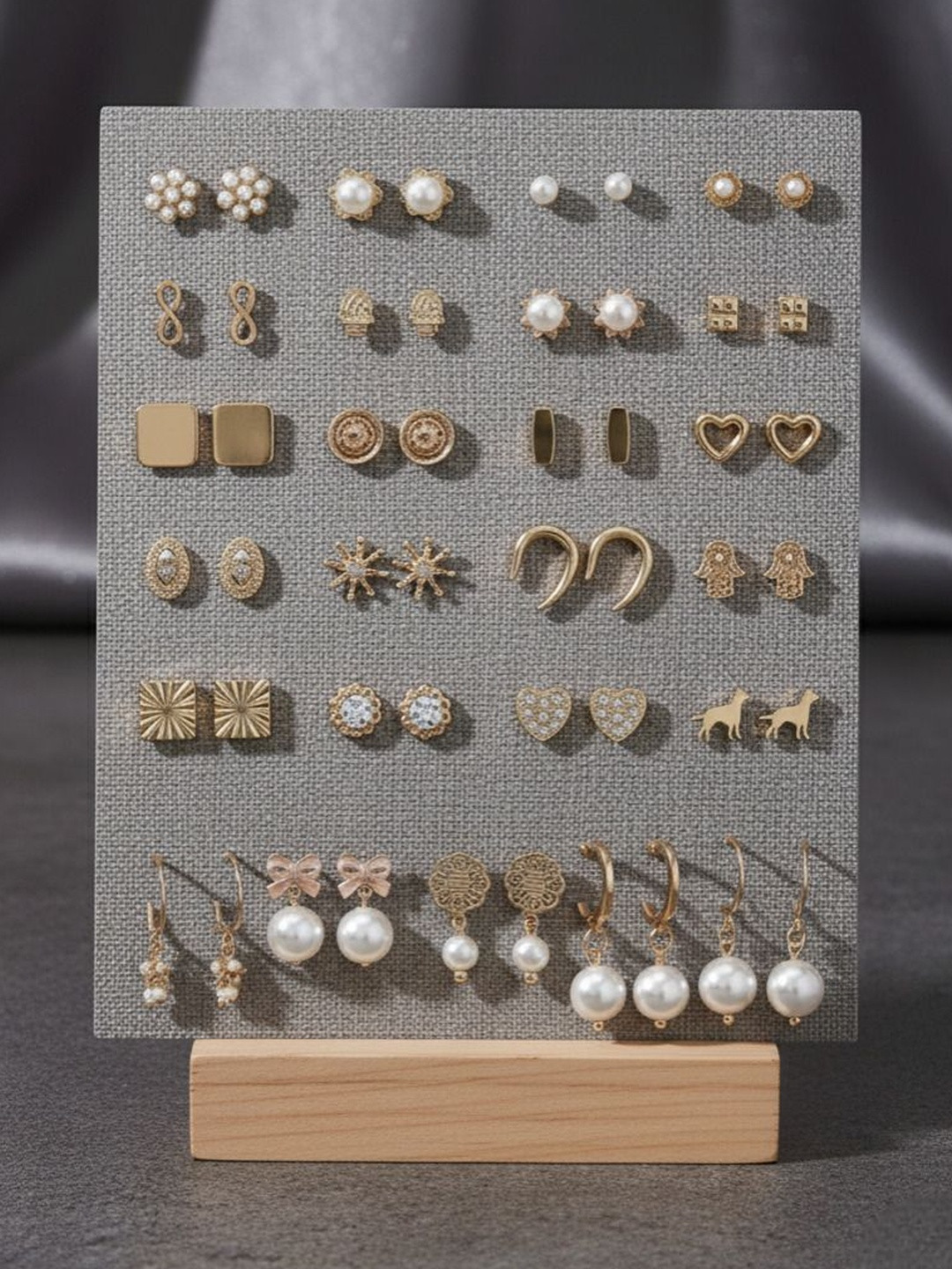 DressBerry Contemporary Studs Earrings