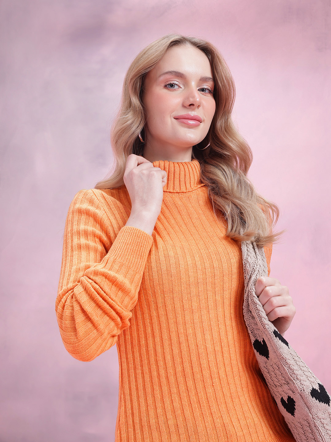 DressBerry Vertically Self-Striped Turtle Neck Acrylic Pullover