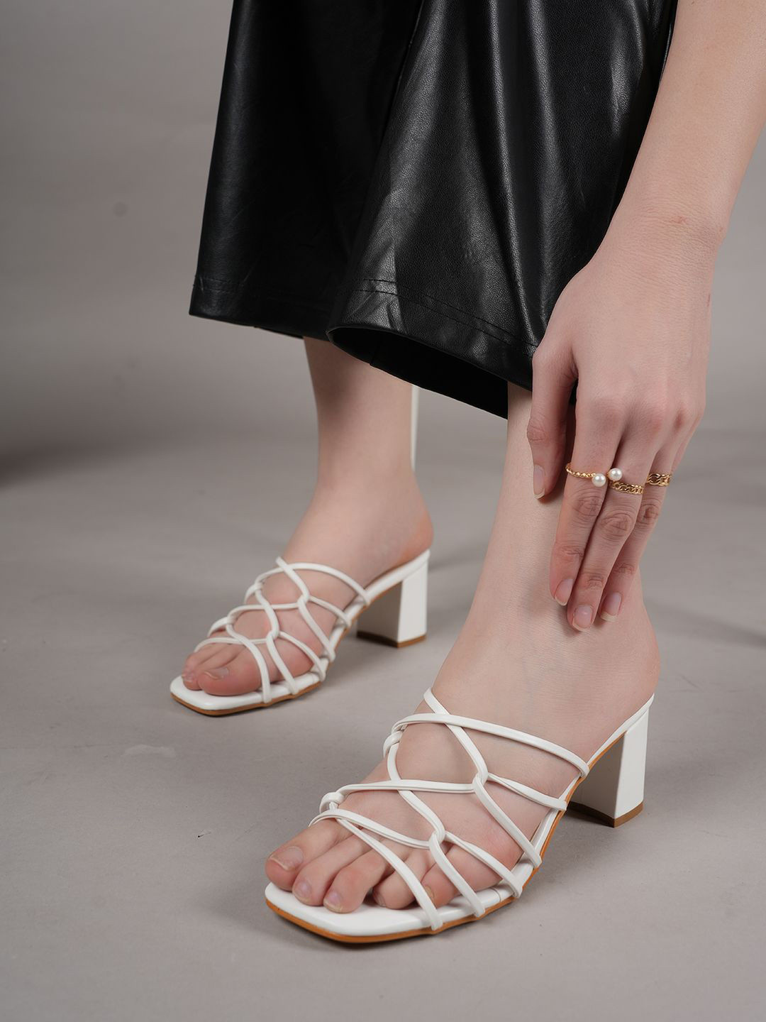 DressBerry PU Party Block Gladiators with Tassels