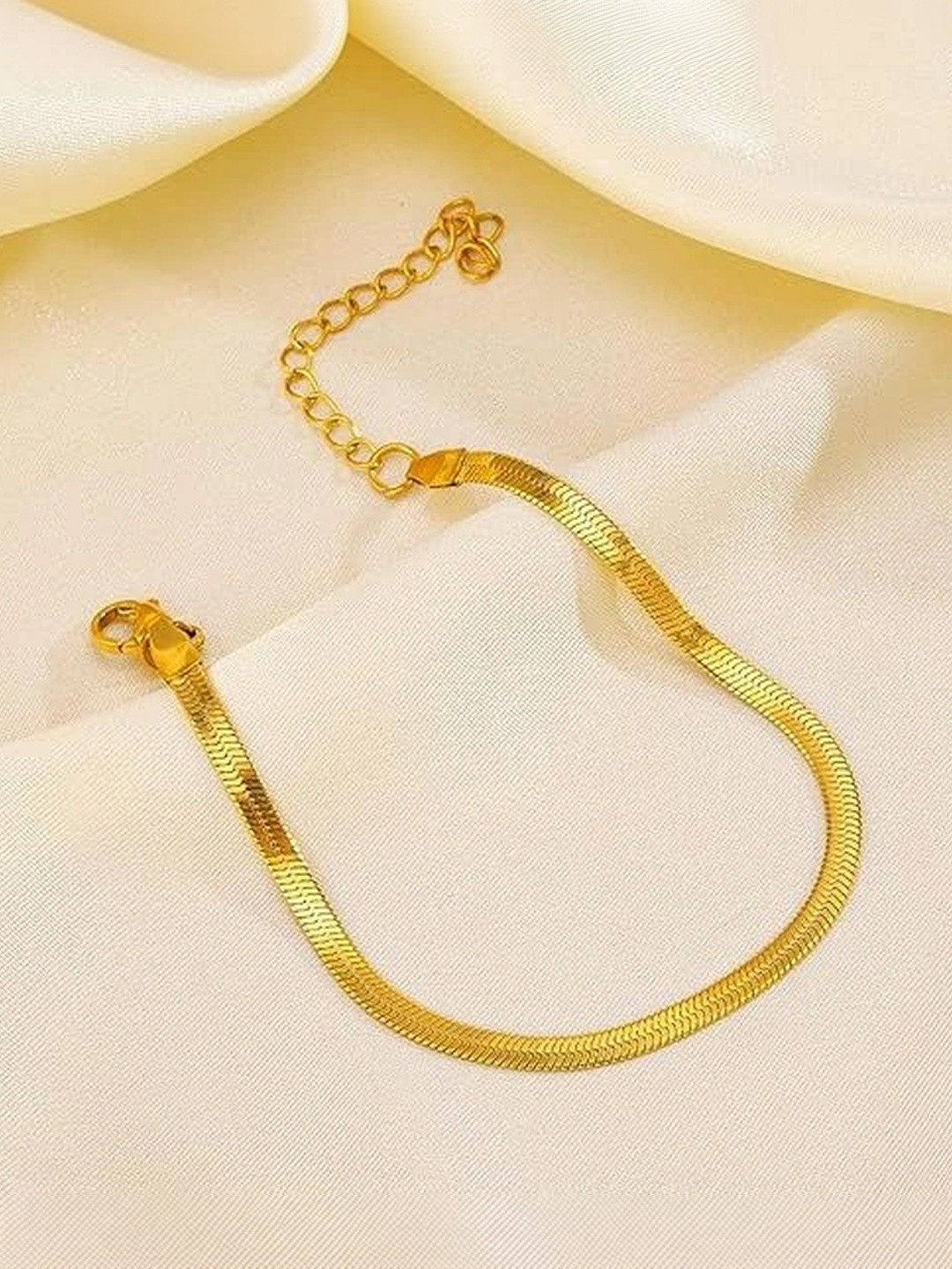 Anouk Bracelet Chain Rakhi Greeting Card & Roli Chawal