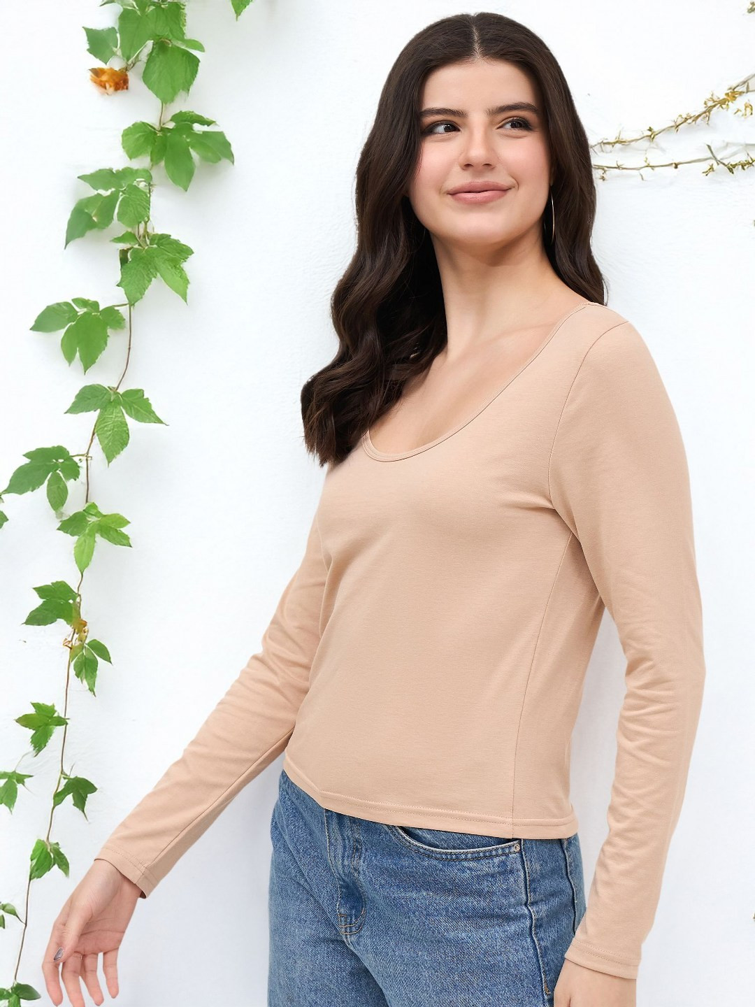 DressBerry Women V-Neck T-shirt