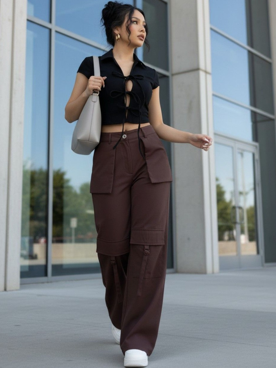 DressBerry Women Relaxed Easy Wash Cargos Trousers