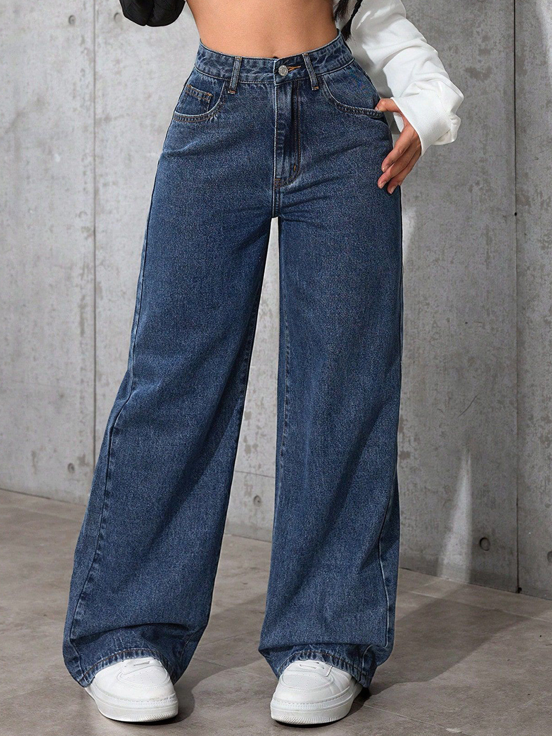 DressBerry Women Comfort Straight Fit High-Rise Light Fade Acid Wash Stretchable Jeans