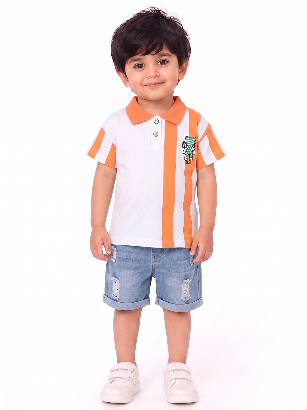 KIDDOLO Boys Colourblocked Pure Cotton T-shirt with Shorts
