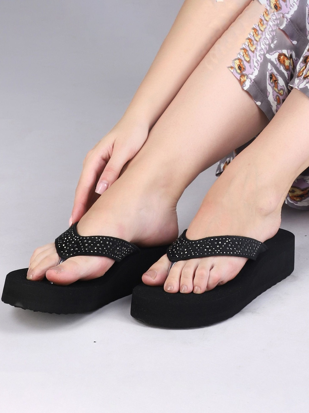 DressBerry Embellished Wedge Sandals