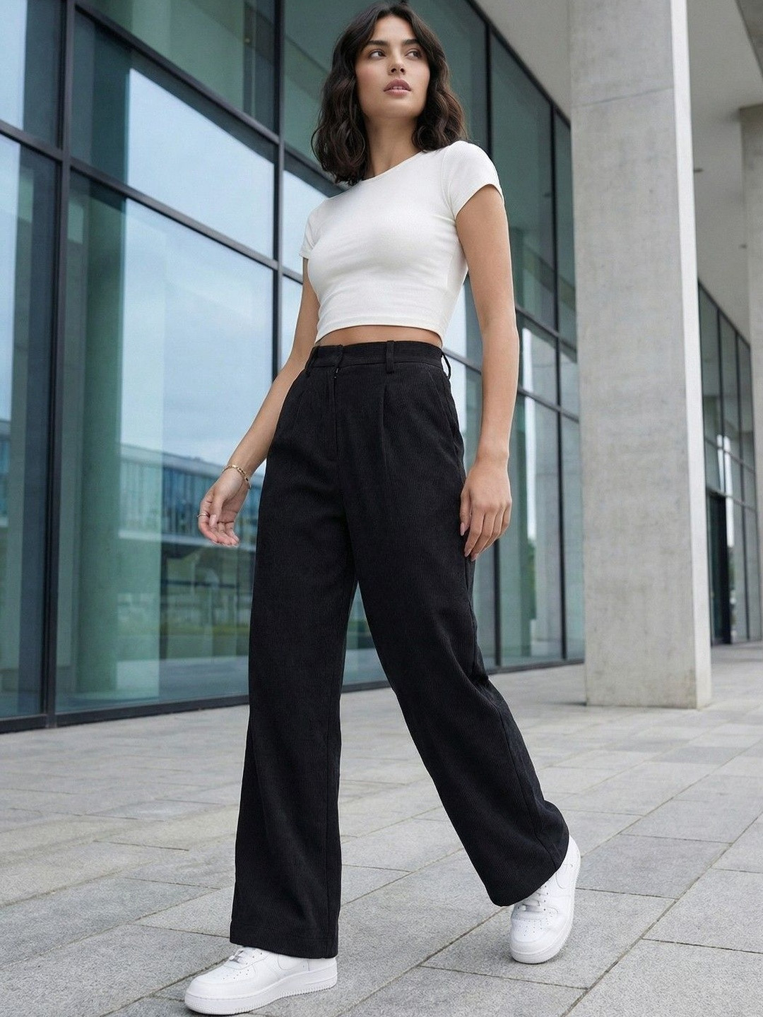 DressBerry Women Relaxed Easy Wash Pleated Trousers