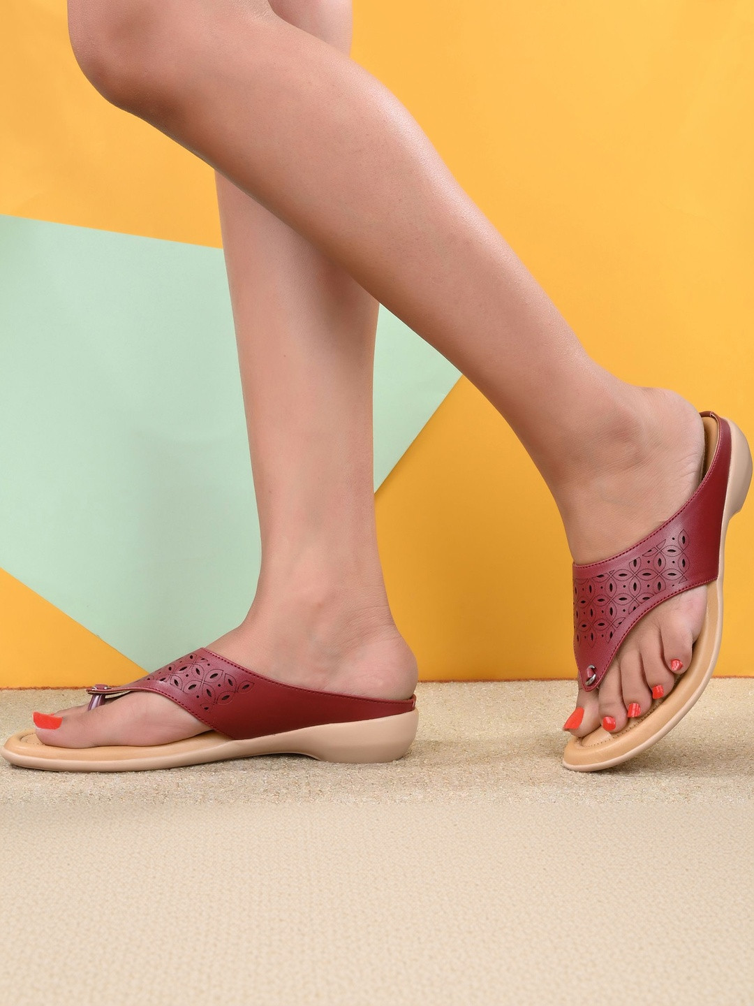 DressBerry Women Open Toe Flats with Laser Cuts