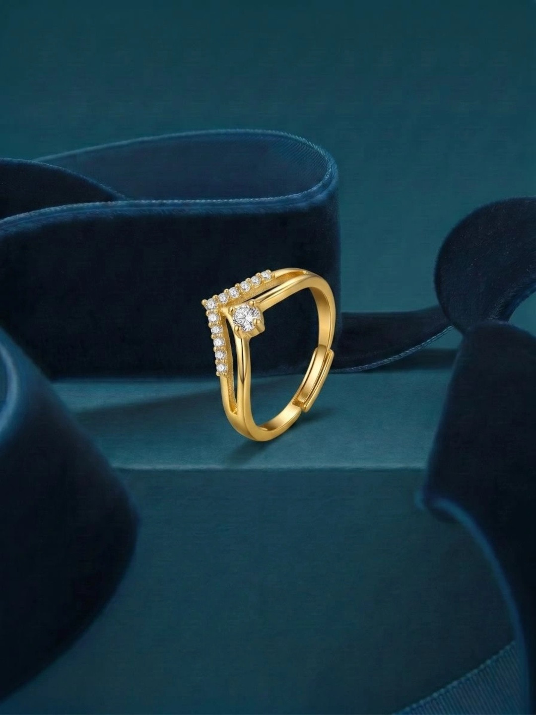 DIVASTRI Women Gold-Plated American Diamond Finger Ring