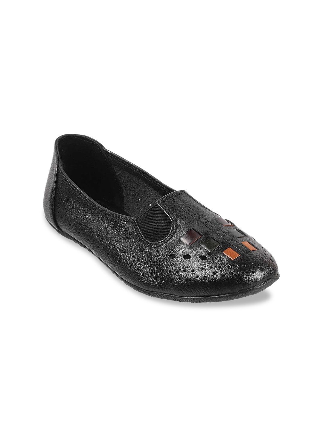 Mochi Women Black Ballerinas with Laser Cuts Flats