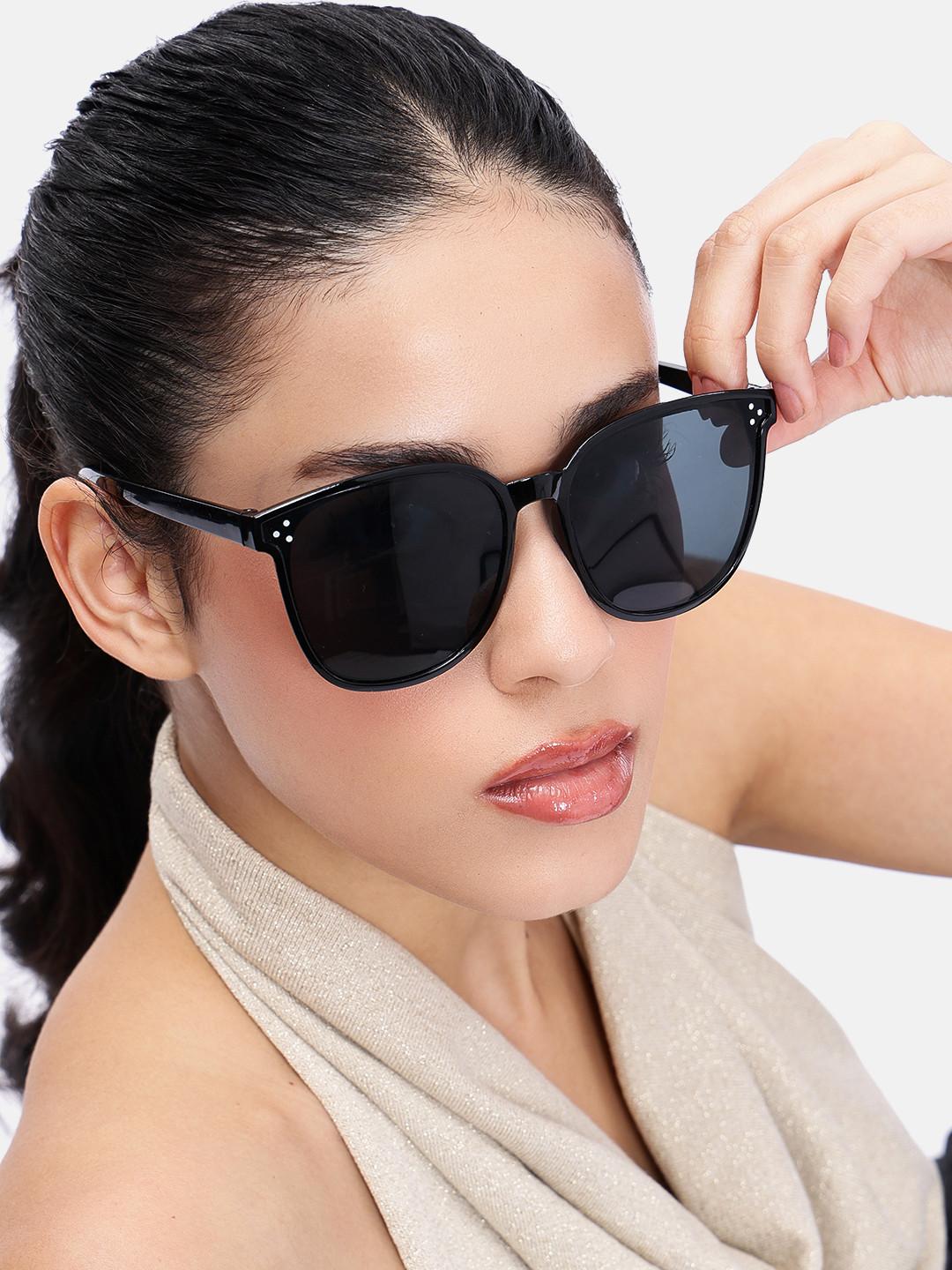 DressBerry Women Round Sunglasses with UV Protected Lens DSTRSG00107
